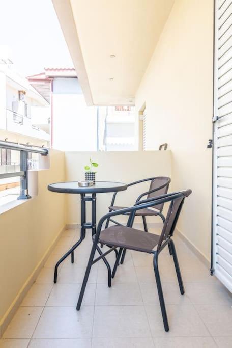Urban Apt Next University 11 Heraklion Exterior foto